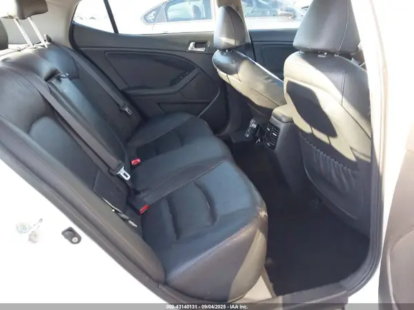 KNAGN4AD3G5098055 2016 KIA OPTIMA - Image 8