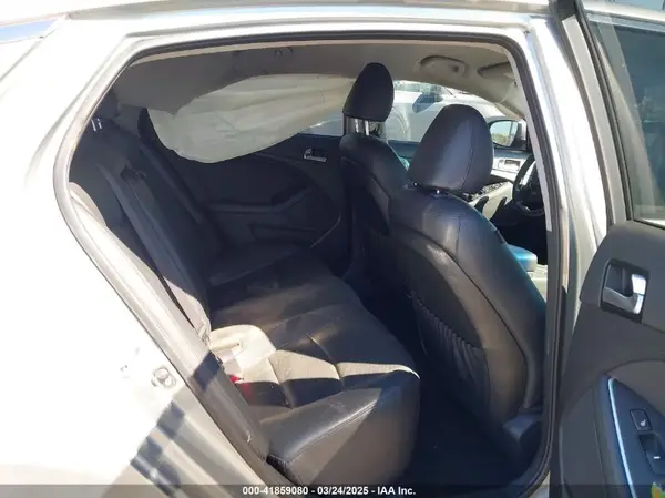 KNAGN4AD3G5098993 2016 KIA OPTIMA - Image 8