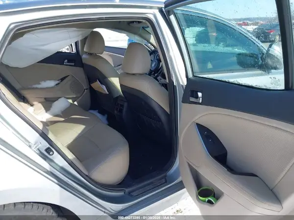 KNAGN4AD4G5091955 2016 KIA OPTIMA - Image 8