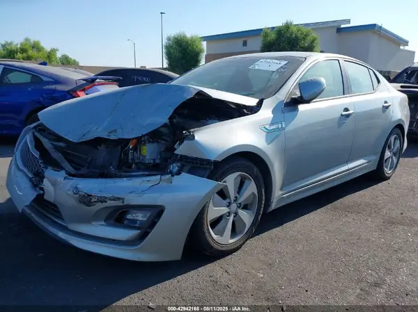 KNAGN4AD4G5093933 2016 KIA OPTIMA - Image 2