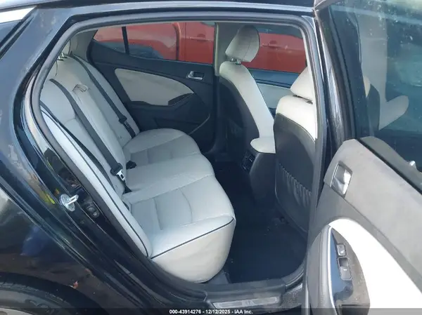 KNAGN4AD4G5098792 2016 KIA OPTIMA - Image 8