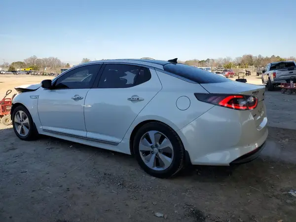 KNAGN4AD5G5098395 2016 KIA OPTIMA - Image 2