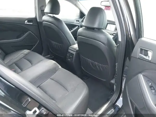 KNAGN4AD5G5099028 2016 KIA OPTIMA - Image 8
