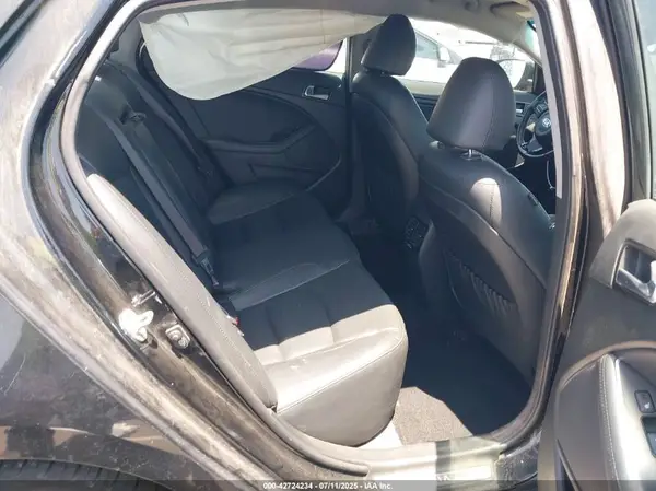 KNAGN4AD5G5099059 2016 KIA OPTIMA - Image 8