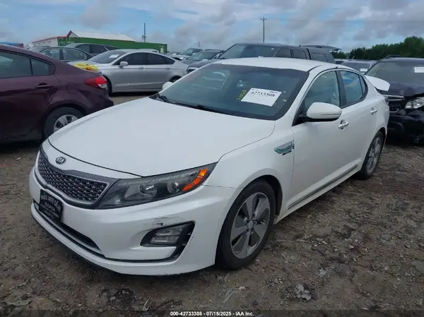 KNAGN4AD6G5094128 2016 KIA OPTIMA - Image 2
