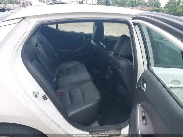 KNAGN4AD6G5098910 2016 KIA OPTIMA - Image 8