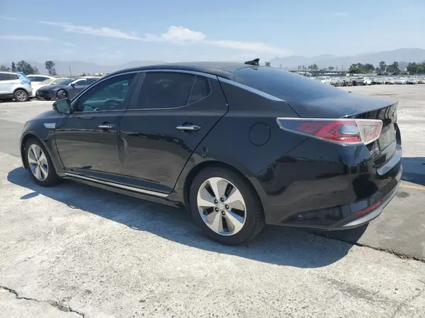 KNAGN4AD6G5099006 2016 KIA OPTIMA - Image 2