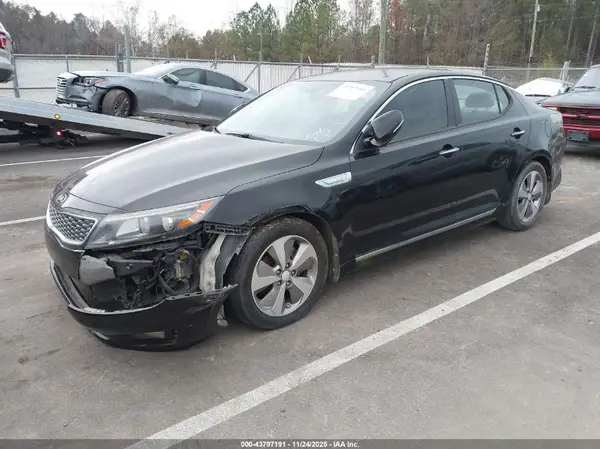 KNAGN4AD7G5091934 2016 KIA OPTIMA - Image 2