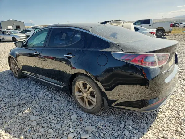 KNAGN4AD7G5093232 2016 KIA OPTIMA - Image 2