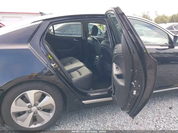 KNAGN4AD7G5098656 2016 KIA OPTIMA - Image 8