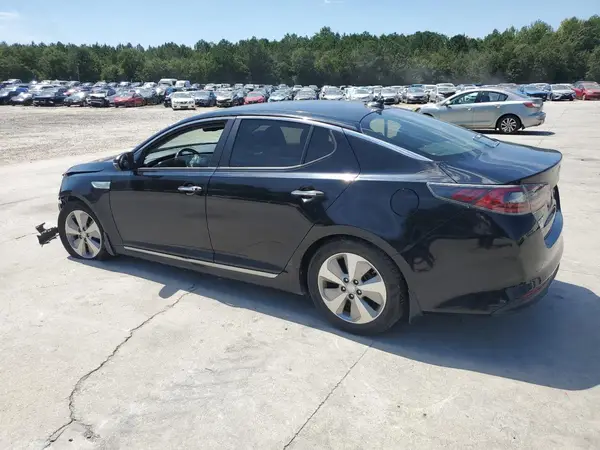 KNAGN4AD7G5098933 2016 KIA OPTIMA - Image 2