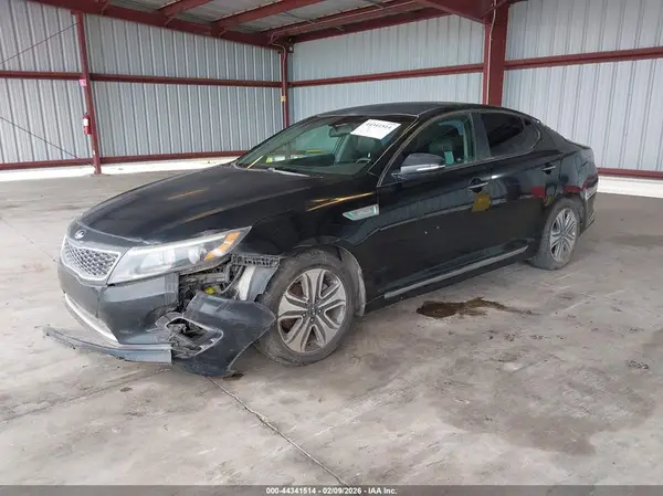KNAGN4ADXG5093838 2016 KIA OPTIMA - Image 2