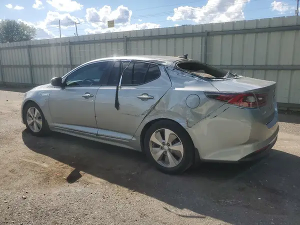 KNAGN4ADXG5095170 2016 KIA OPTIMA - Image 2