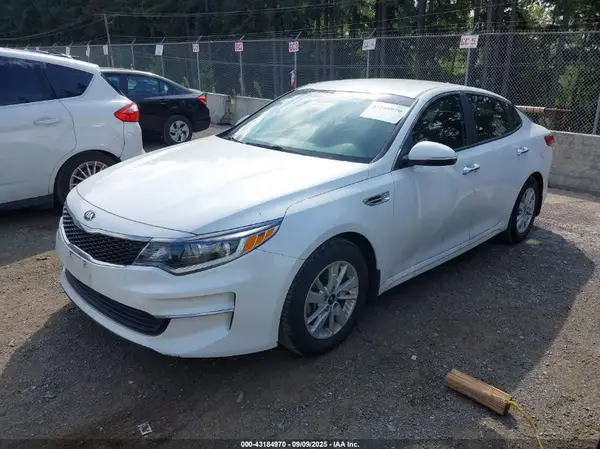 KNAGT4L30G5070014 2016 KIA OPTIMA - Image 2