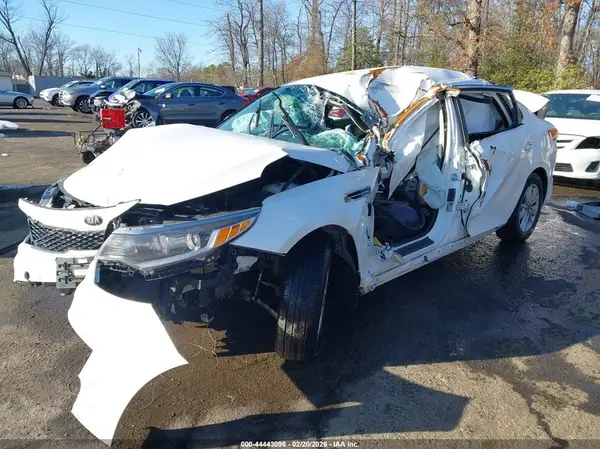 KNAGT4L30G5071017 2016 KIA OPTIMA - Image 2