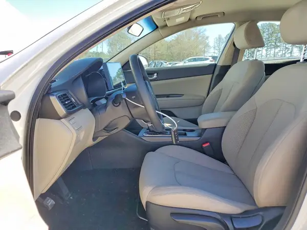 KNAGT4L30G5072247 2016 KIA OPTIMA - Image 8