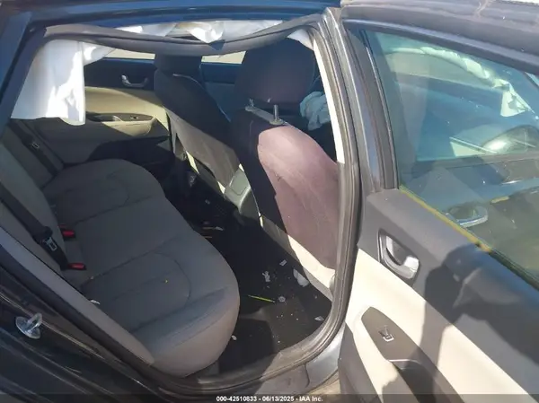KNAGT4L30G5077173 2016 KIA OPTIMA - Image 8