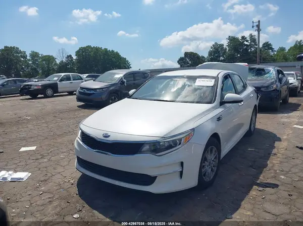 KNAGT4L30G5085175 2016 KIA OPTIMA - Image 2