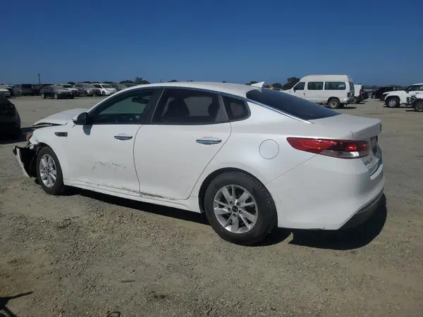 KNAGT4L30G5102640 2016 KIA OPTIMA - Image 2
