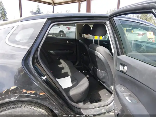 KNAGT4L30G5111001 2016 KIA OPTIMA - Image 8