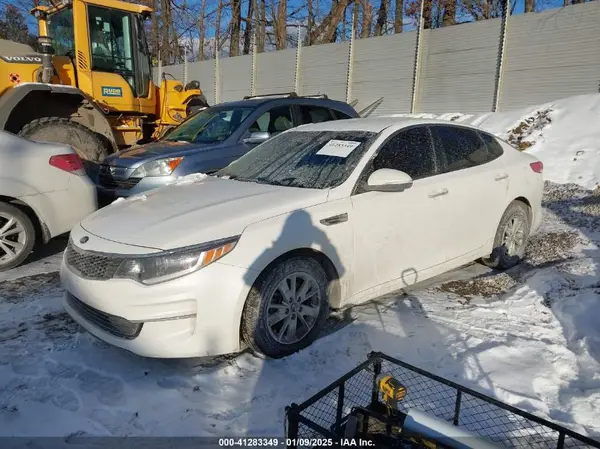 KNAGT4L30G5117378 2016 KIA OPTIMA - Image 2