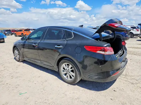 KNAGT4L30H5141164 2017 KIA OPTIMA - Image 2