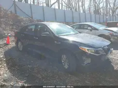 KNAGT4L30H5150110 2017 KIA OPTIMA