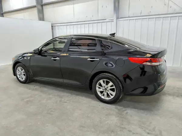 KNAGT4L30H5155579 2017 KIA OPTIMA - Image 2