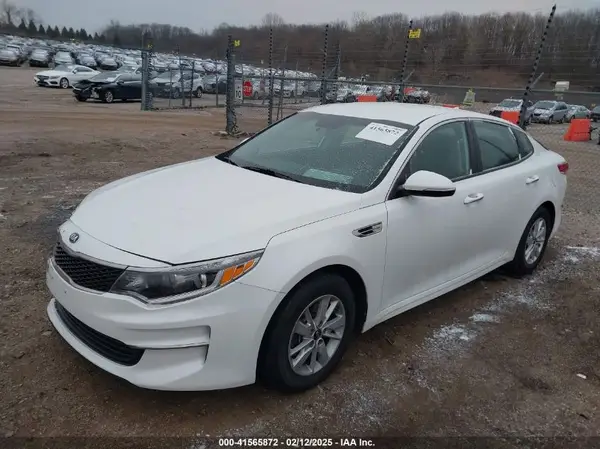 KNAGT4L30H5159907 2017 KIA OPTIMA - Image 2