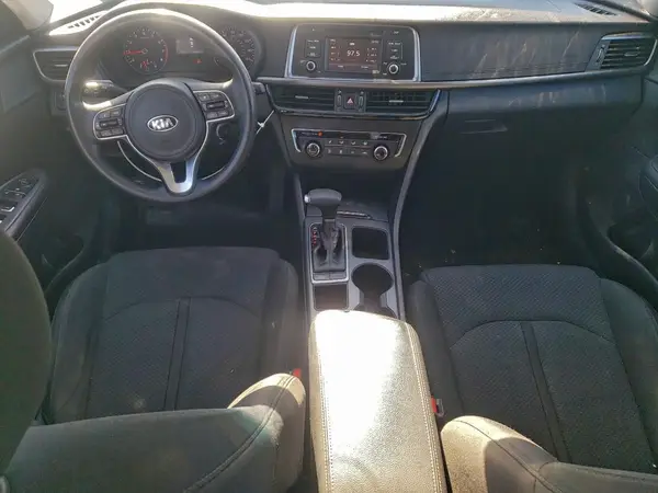 KNAGT4L30H5170292 2017 KIA OPTIMA - Image 8
