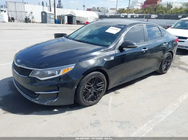 KNAGT4L30H5173001 2017 KIA OPTIMA - Image 2