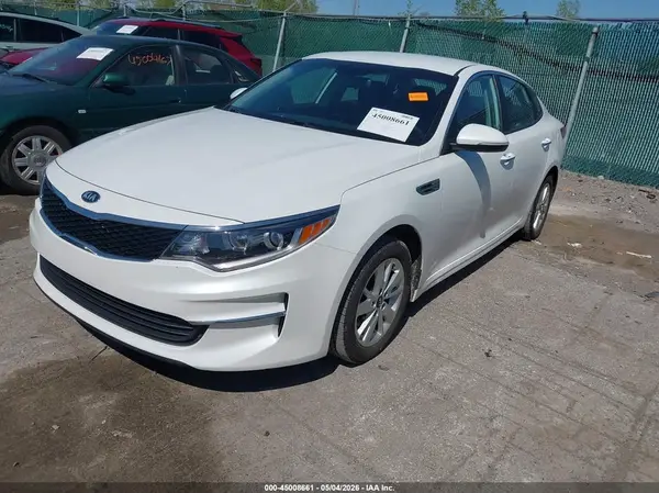 KNAGT4L30H5177405 2017 KIA OPTIMA - Image 2
