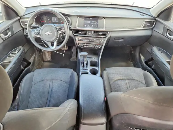 KNAGT4L30J5216693 2018 KIA OPTIMA - Image 8