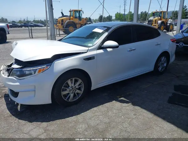 KNAGT4L31G5071818 2016 KIA OPTIMA - Image 2