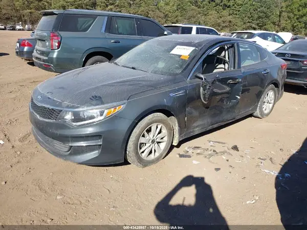 KNAGT4L31G5071849 2016 KIA OPTIMA - Image 2