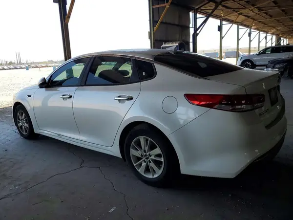KNAGT4L31G5072158 2016 KIA OPTIMA - Image 2