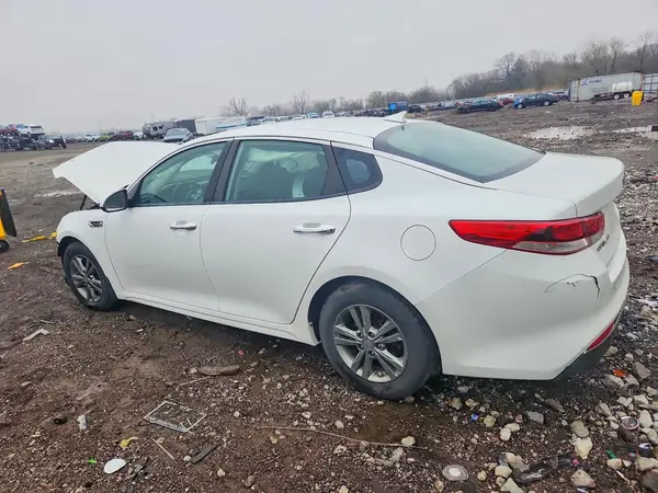 KNAGT4L31G5074735 2016 KIA OPTIMA - Image 2