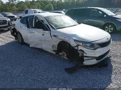 KNAGT4L31G5085170 2016 KIA OPTIMA