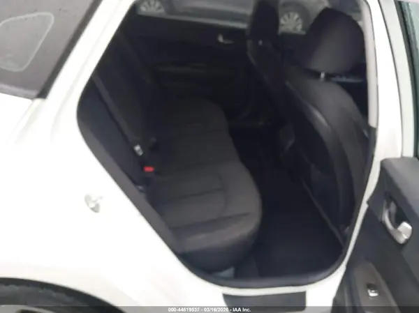 KNAGT4L31G5102338 2016 KIA OPTIMA - Image 8
