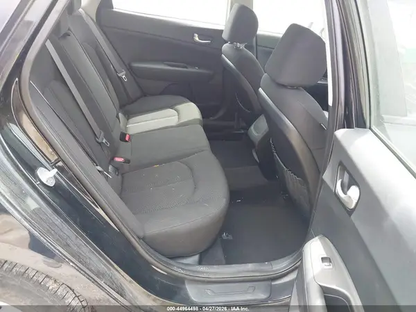 KNAGT4L31G5116790 2016 KIA OPTIMA - Image 8