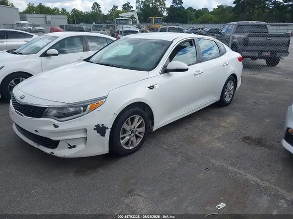KNAGT4L31H5133493 2017 KIA OPTIMA - Image 2
