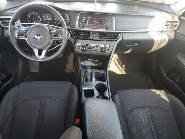 KNAGT4L31H5154179 2017 KIA OPTIMA - Image 8