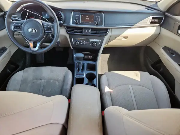 KNAGT4L31H5161715 2017 KIA OPTIMA - Image 8