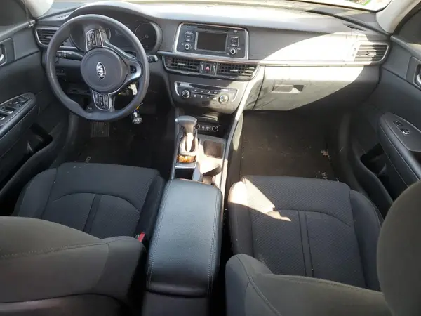 KNAGT4L31H5176506 2017 KIA OPTIMA - Image 8