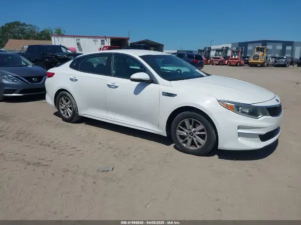 KNAGT4L31H5179289 2017 KIA OPTIMA - Image 1