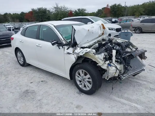 KNAGT4L31J5206075 2018 KIA OPTIMA - Image 1