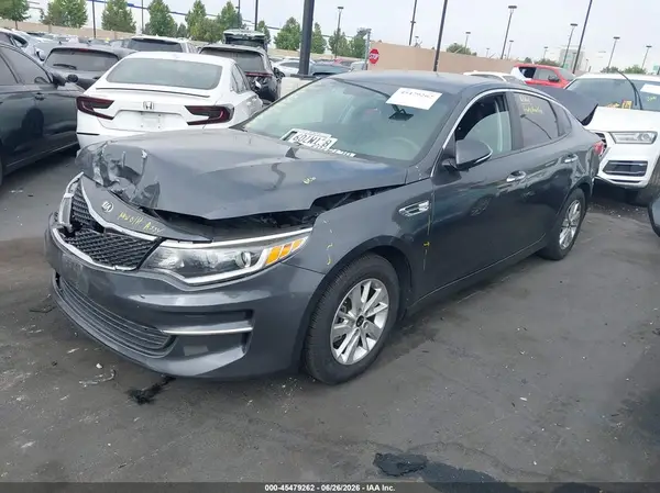 KNAGT4L31J5211678 2018 KIA OPTIMA - Image 2