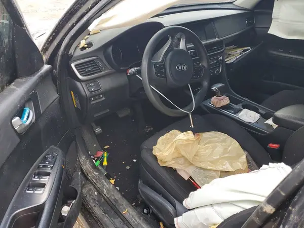 KNAGT4L31J5213270 2018 KIA OPTIMA - Image 8