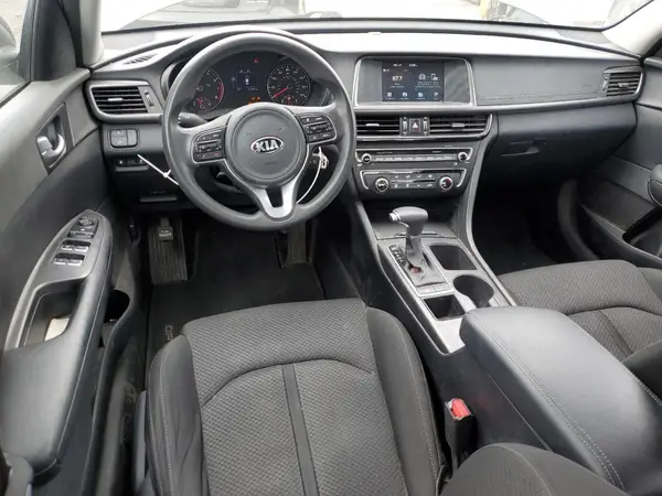 KNAGT4L31J5214208 2018 KIA OPTIMA - Image 8