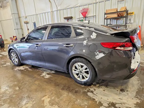 KNAGT4L31J5233146 2018 KIA OPTIMA - Image 2